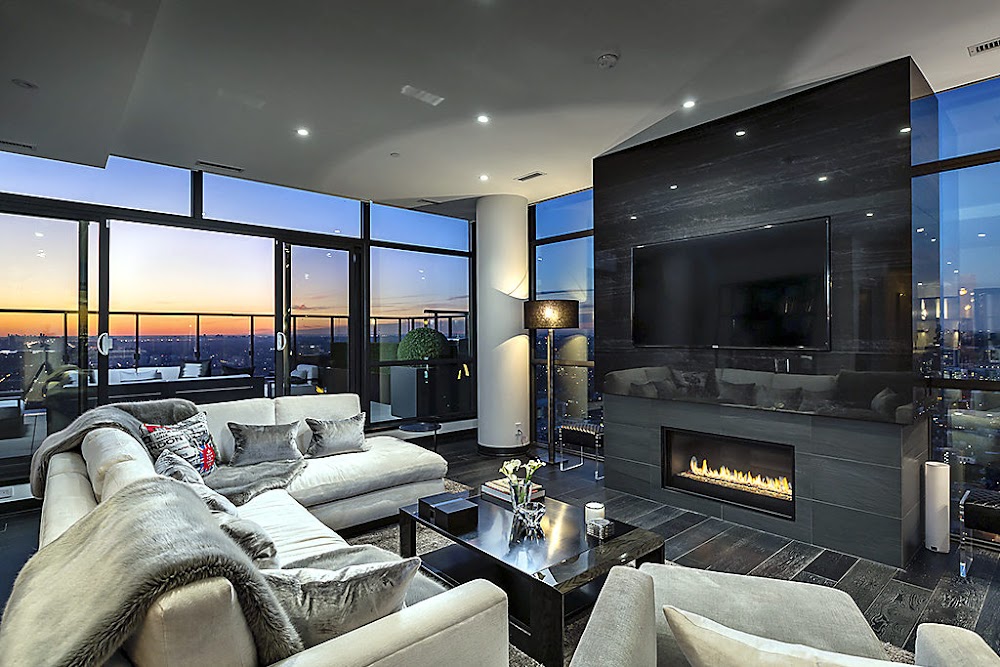 Rick Aurora - Real Estate Broker